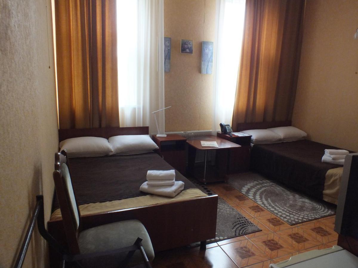 Vorontsovskiy Hotel Мелітополь Екстер'єр фото
