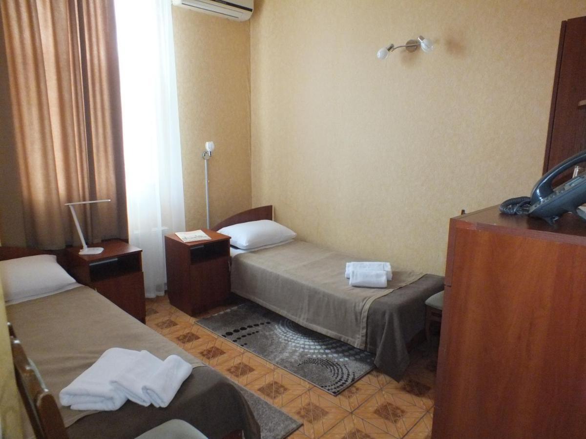 Vorontsovskiy Hotel Мелітополь Екстер'єр фото