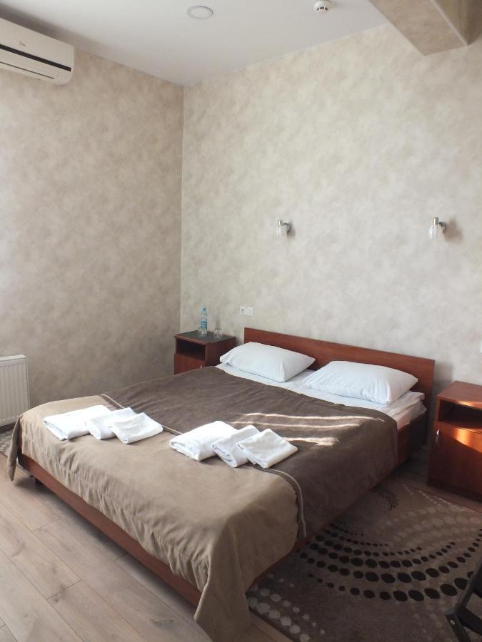 Vorontsovskiy Hotel Мелітополь Екстер'єр фото