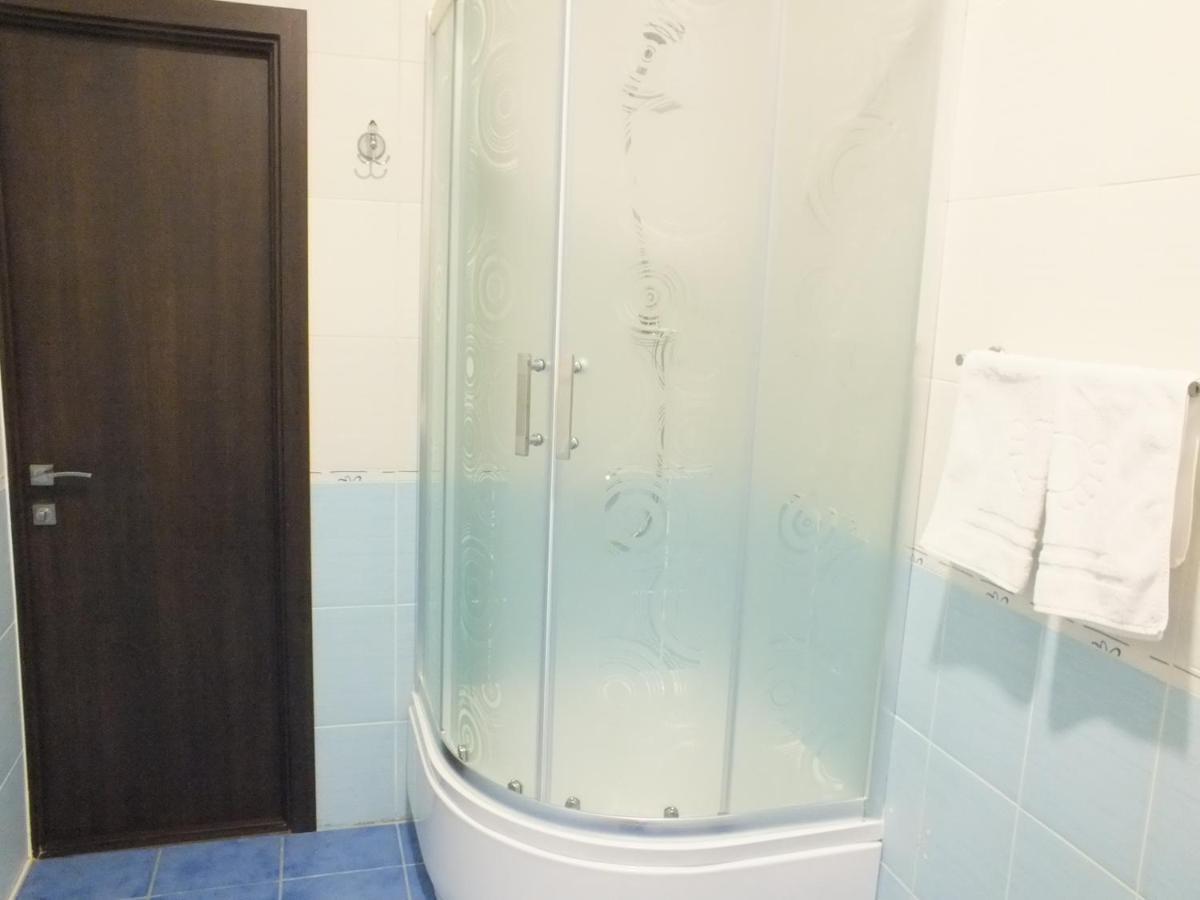 Vorontsovskiy Hotel Мелітополь Екстер'єр фото